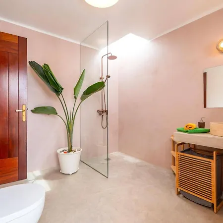 Tina By * Puerto del Carmen (Lanzarote)